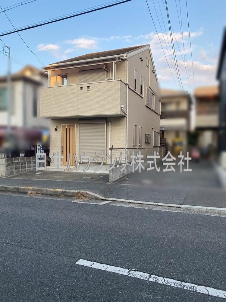 Modern 5LDK Home in Fukasaka - Photo 1