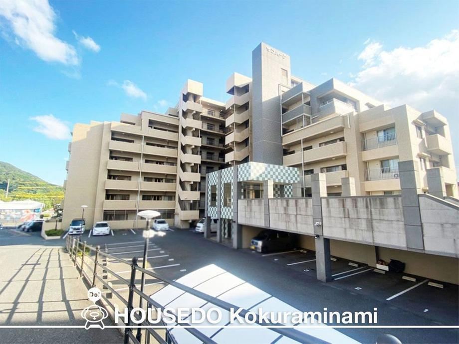 3LDK apartment in Kokuraminami Ward, Kitakyushu, Fukuoka - Photo 1