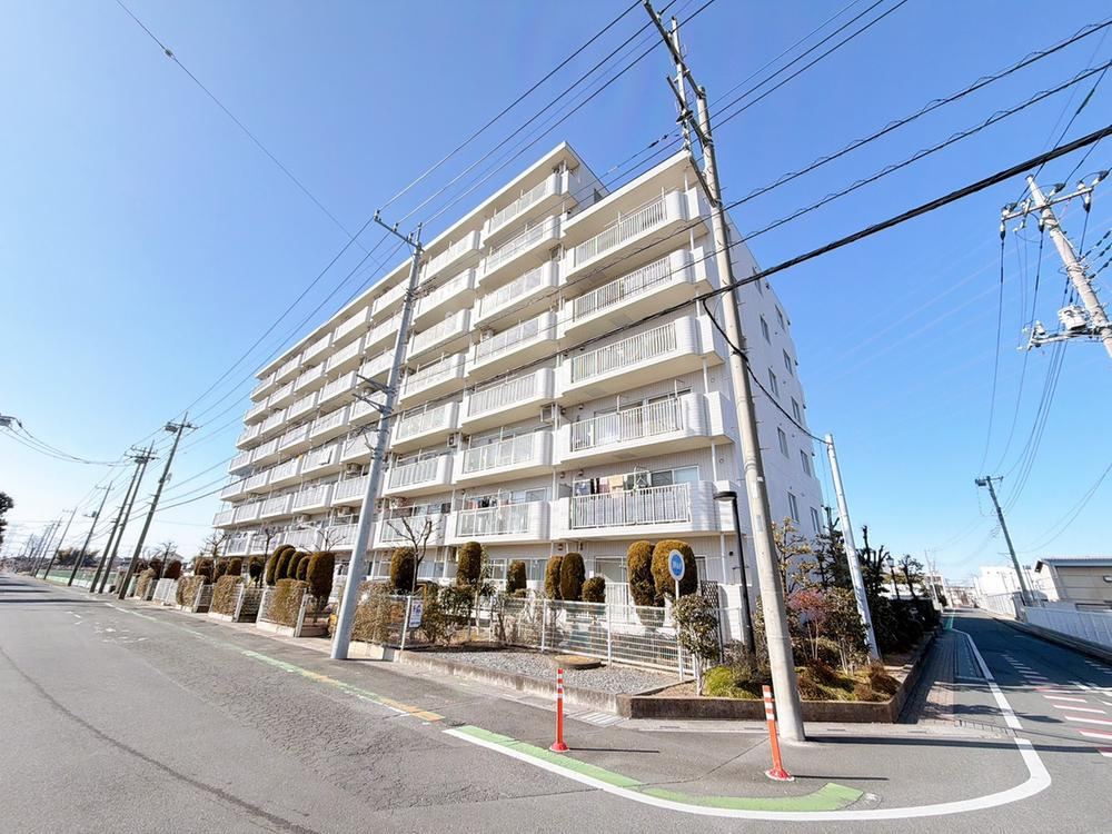 Renovated 3rd Floor Apartment in Minida, Kounosu - Photo 1