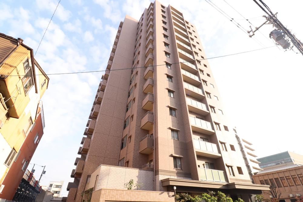3LDK apartment in Yokkaichi, Mie - Photo 1