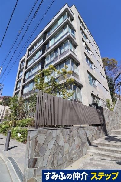 Elegant 1LDK+S Apartment in Ohashi - Photo 1