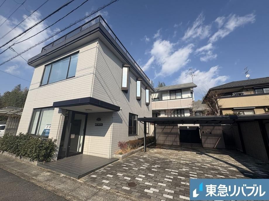 Spacious 6LDK Home in Fushimi, Kyoto - Photo 1