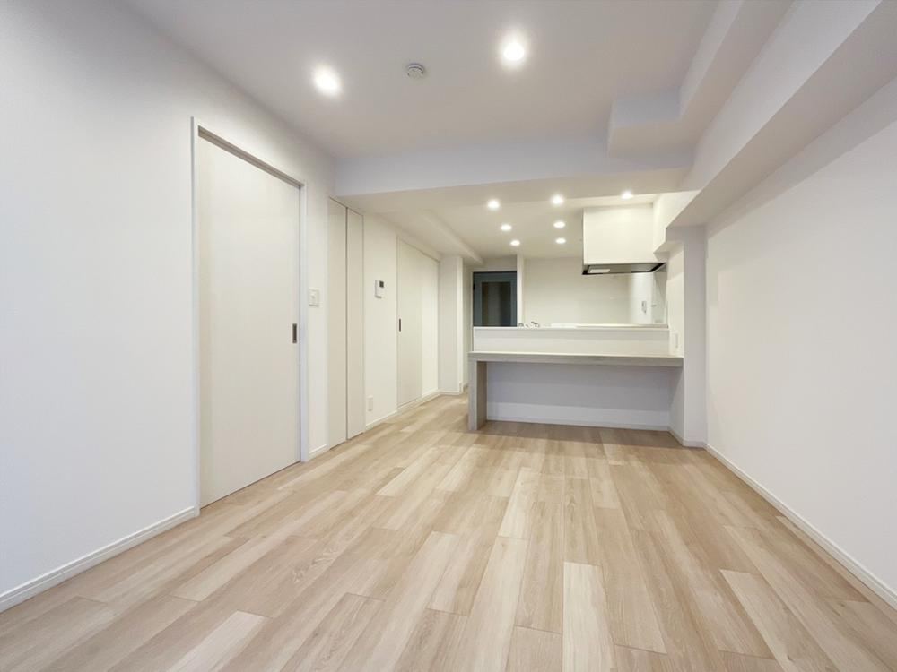 2LDK Apartment in Koto, Tokyo with Special Offer - Photo 1