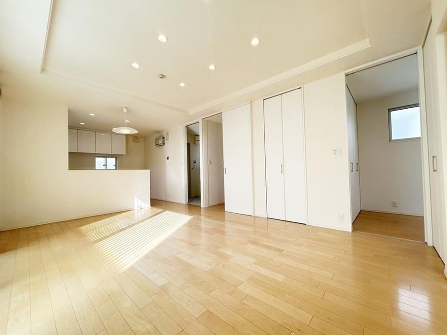 Stylish 3LDK Home in Morimachi Minami, Osaka - Photo 1