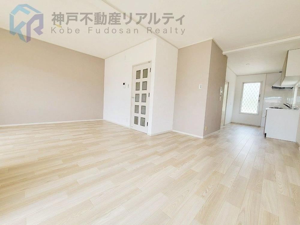 Charming 3LDK House in Kasugadai - Photo 1