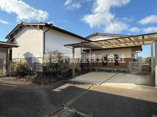 Modern 5LDK House in Kamo-no Town - Photo 1