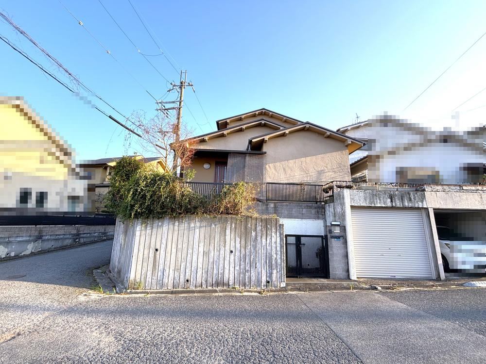 Renovated 4LDK House in Gojo Nishi, Nara - Photo 1