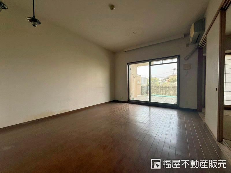 4LDK apartment in Kakogawa, Hyogo - Photo 1