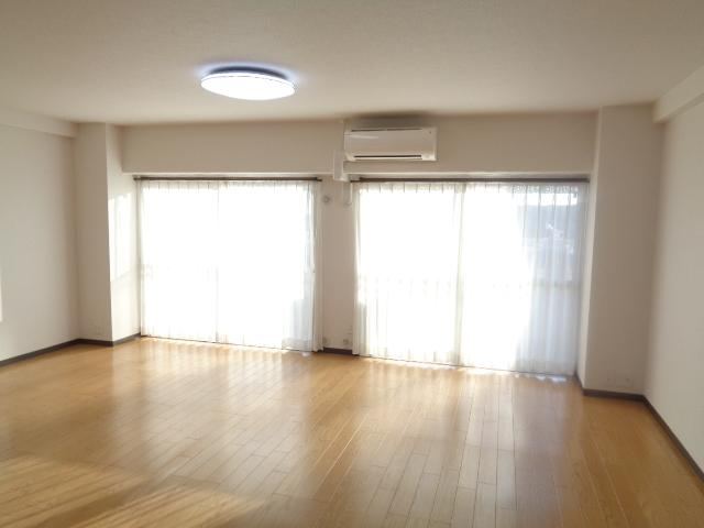 1LDK Apartment in Kamishizu with Full Renovation Planned - Photo 1