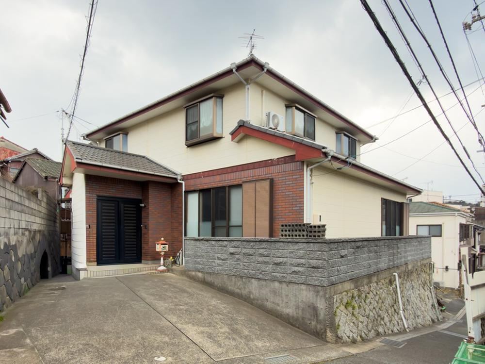 Spacious 5LDK House Near JR Shimonoseki Station - Photo 1