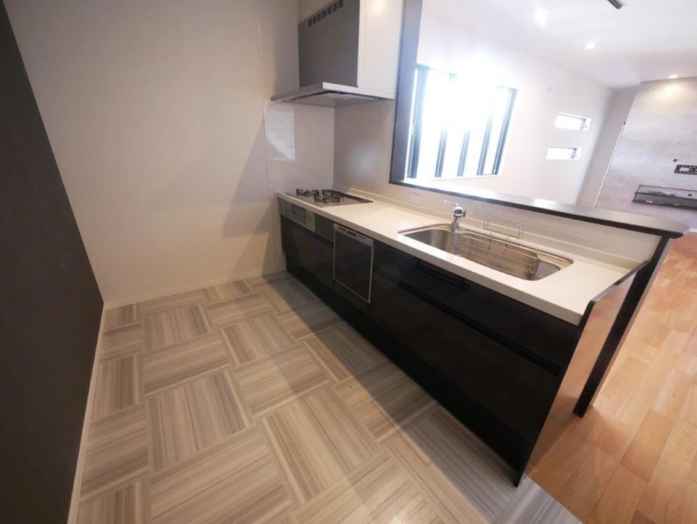 Stylish 3LDK Custom-Built Home in Kokura - Photo 1