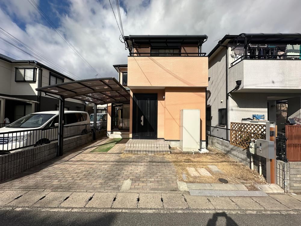 Attractive 4LDK House in Ryugaoka - Photo 1