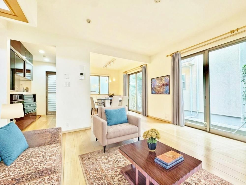 Charming 4LDK Home in Fine Court Hibari-ga-oka - Photo 1