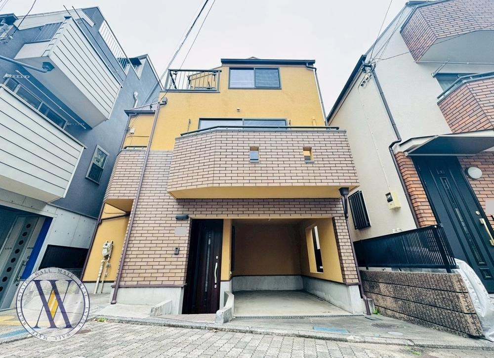 3LDK House with Loft and Garage in Komaba - Photo 1