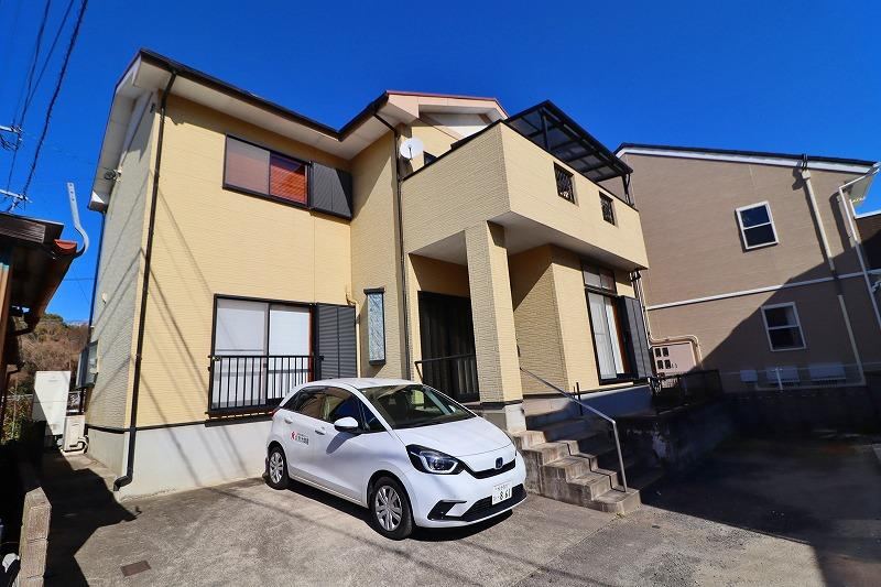 Convenient 5LDK House Near Route 643 - Photo 1