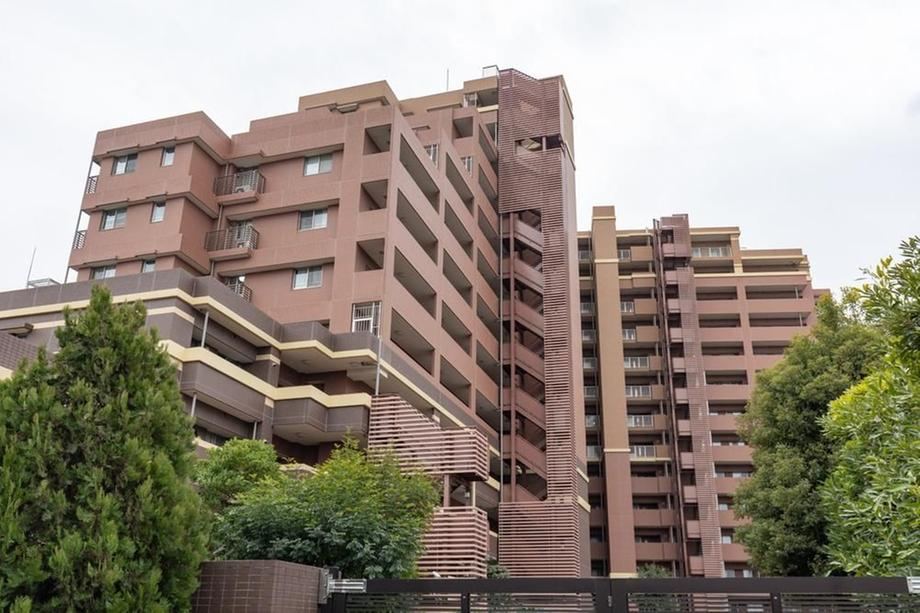 Luxury 2LDK Apartment in Oi - Photo 1