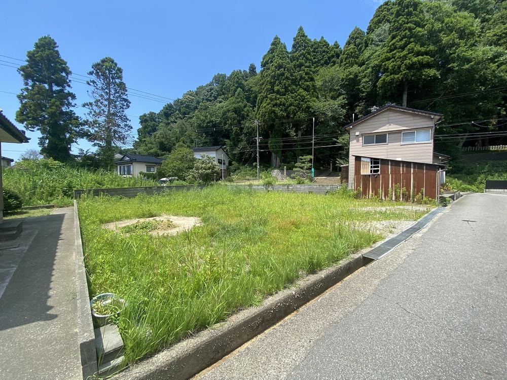 286 m² land in Tsubata, Kahoku District, Ishikawa - Photo 1