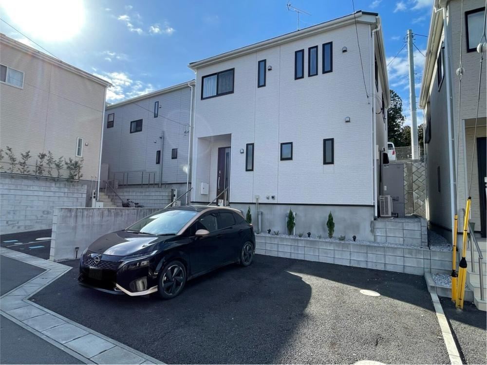Modern 4LDK All-Electric Home in Chiba - Photo 1