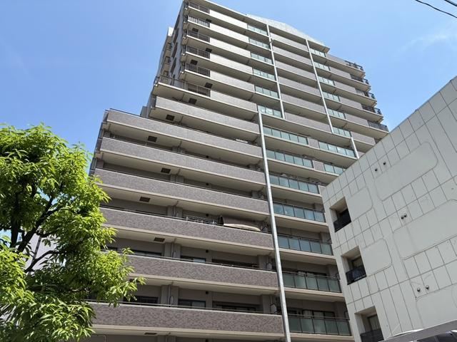 3LDK apartment in Sakai Ward, Sakai, Osaka - Photo 1