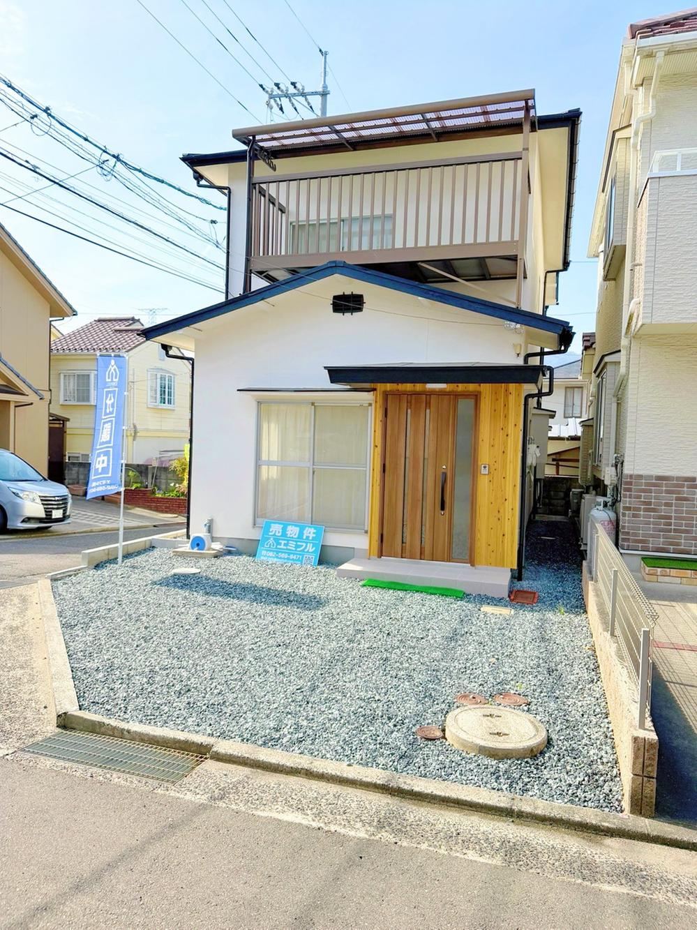 4LDK house in Asakita Ward, Hiroshima - Photo 1