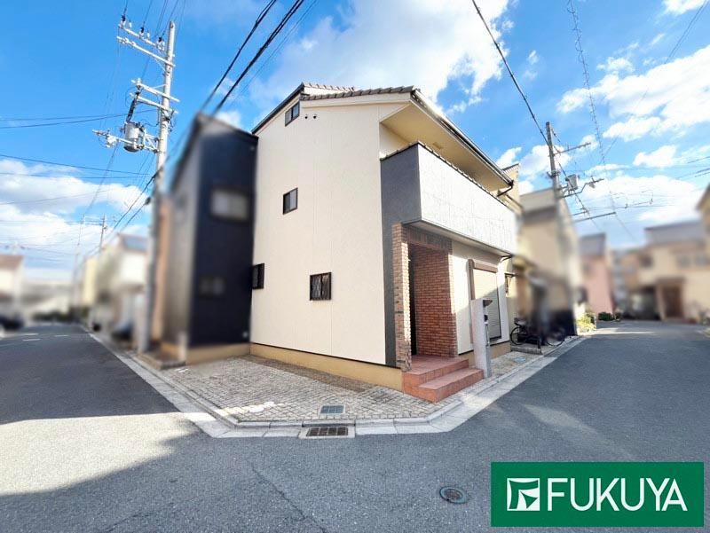 Charming 4LDK House in Fujidera - Photo 1