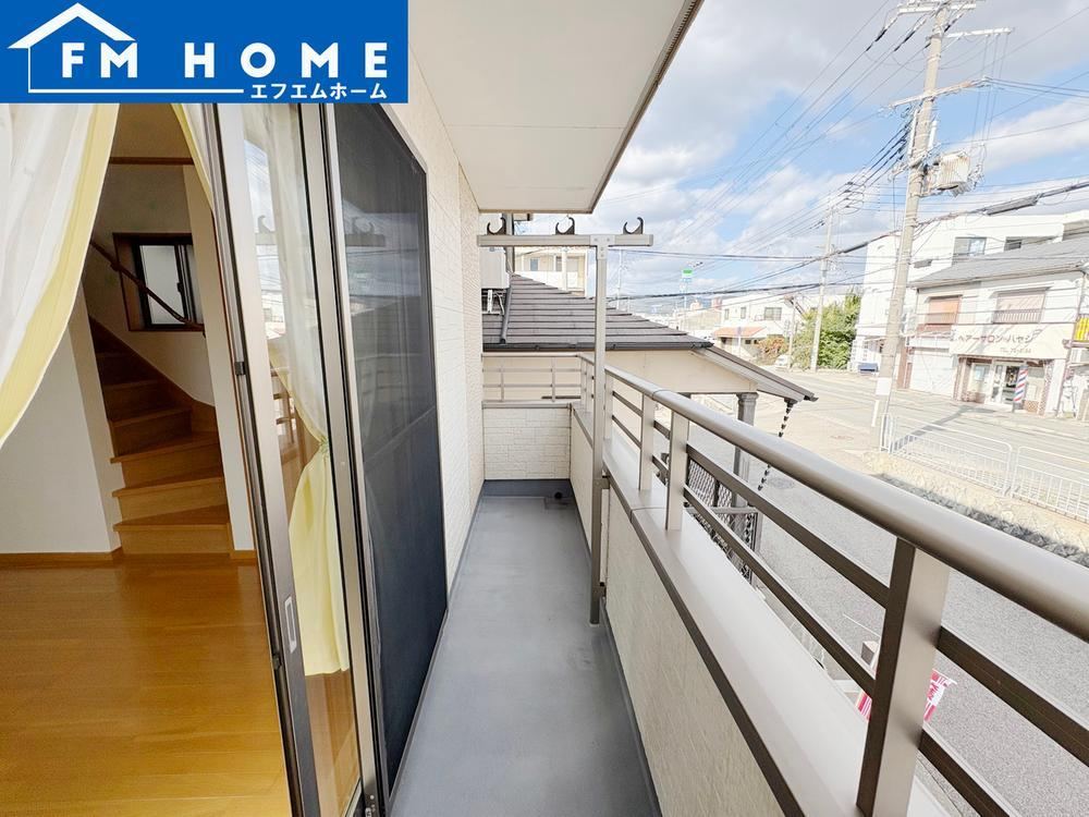 Recently Renovated 4LDK Home Ready for Viewing in Takarazuka - Photo 1