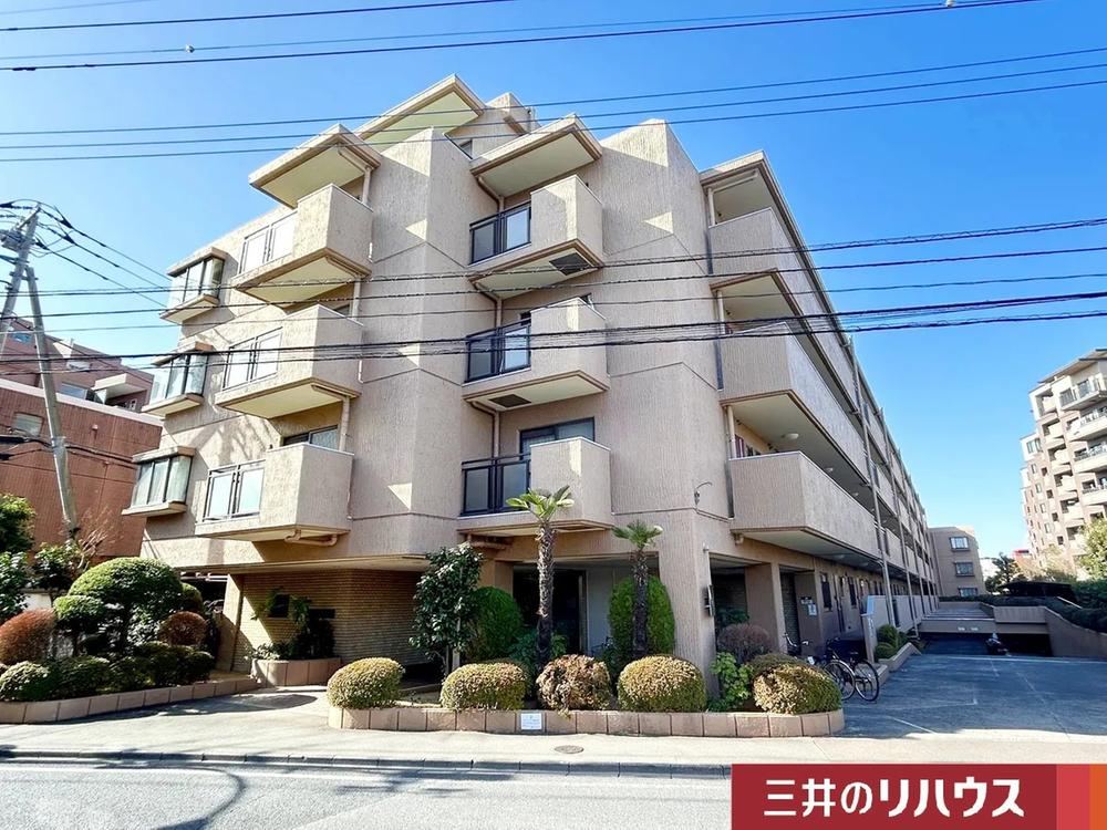 3LDK Apartment in Fujimimachi, Chofu - Photo 1