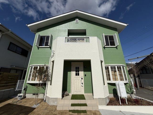 4LDK house in Kai, Yamanashi - Photo 1