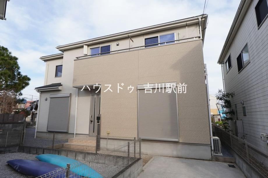 Renovated 4LDK House in Matsubushi - Photo 1