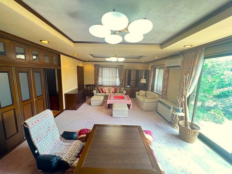 Spacious 5LDK Detached House in Taihaku Ward, Sendai - Photo 1