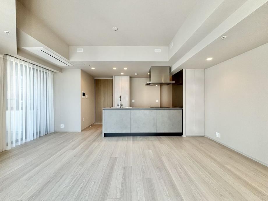 2LDK apartment in Shibuya Ward, Tokyo - Photo 1