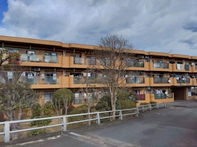 4LDK apartment in Mishima, Shizuoka - Photo 1
