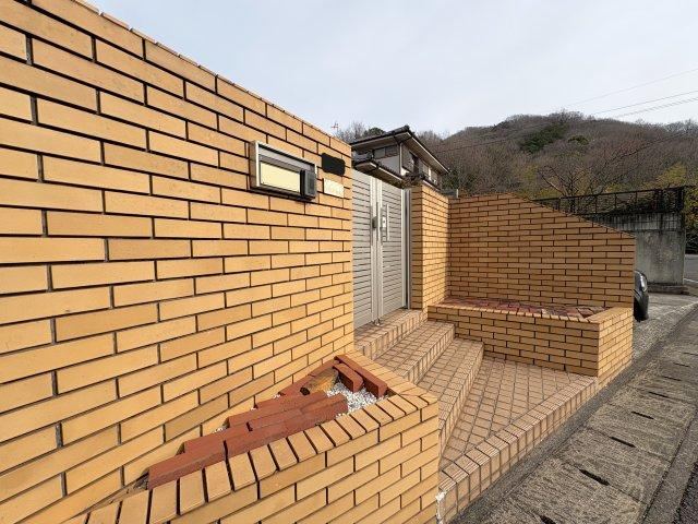 Spacious 4LDK Family Home in Nishiojima, Kasaoka - Photo 1
