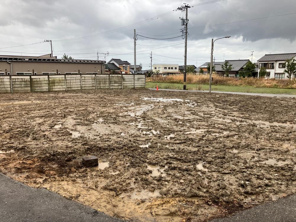 658 m² land in Kamiichi, Nakaniikawa District, Toyama - Photo 1