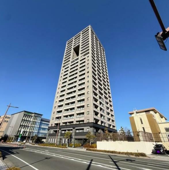 1LDK+S apartment in Chuo Ward, Hamamatsu, Shizuoka - Photo 1