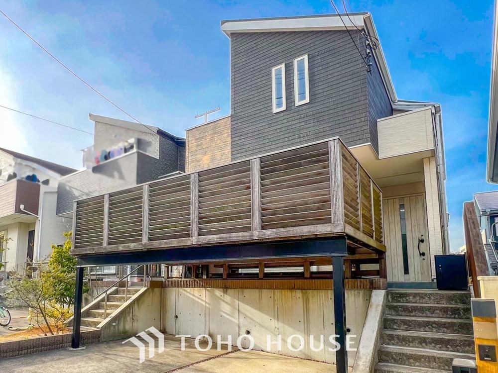 Spacious 4LDK Home with Ample Storage in Kanazawa-ku - Photo 1