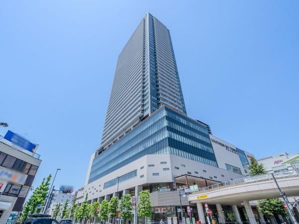 Luxurious 3LDK Tower Residence in Hachioji - Photo 1