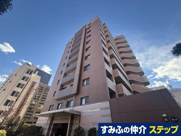 Bright 2LDK Apartment with Scenic Views in Kotobuki-cho - Photo 1