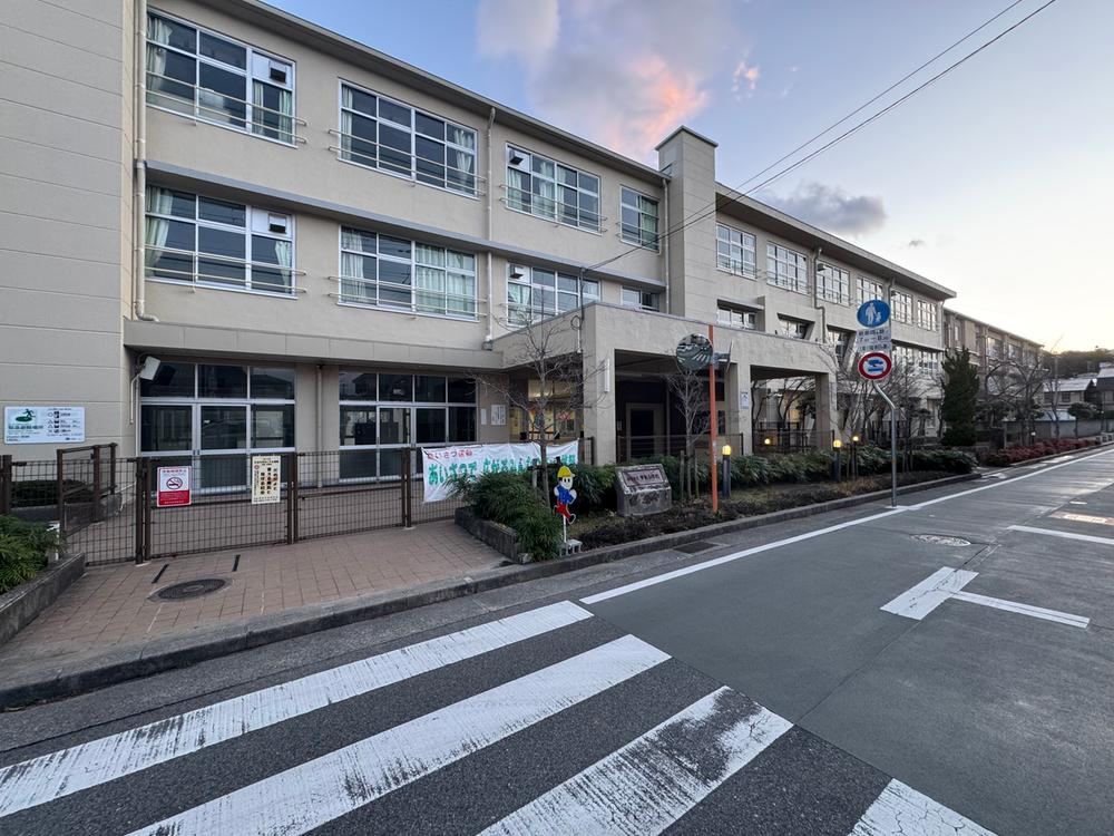 Newly Built House Near Mendoyakujin Station - Photo 1