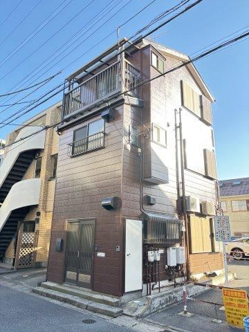 1DK Home Near Urayasu Station - Photo 1