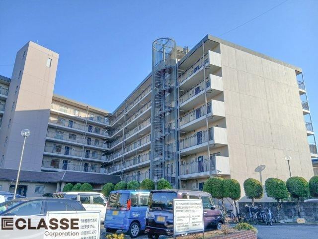 3LDK apartment in Uji, Kyoto - Photo 1