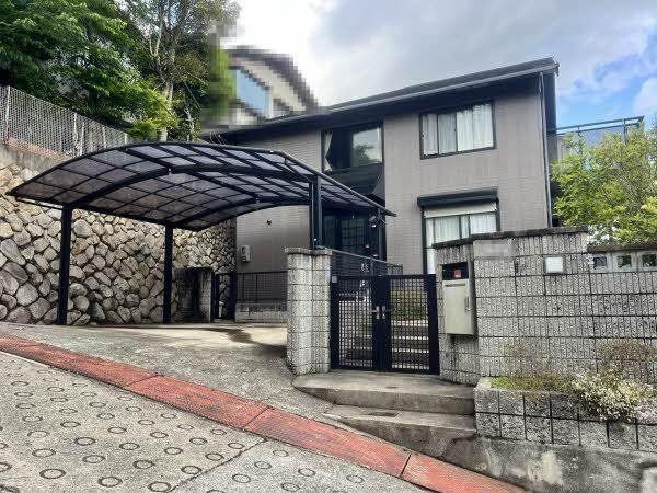 Well-Maintained 4LDK House in Jyonoshita, Kobe - Photo 1