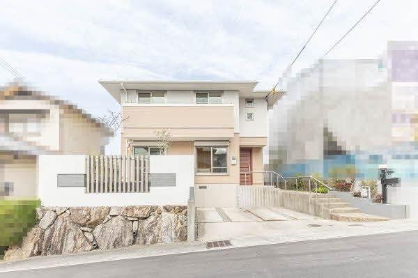 3LDK House with Spacious Land in Kitaku - Photo 1