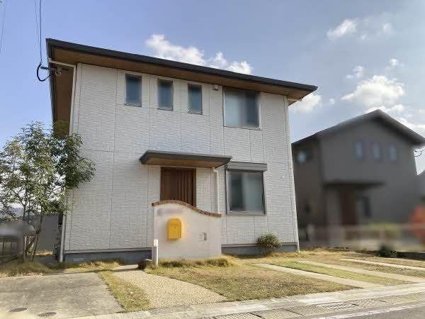 3LDK House in Sakado Town Near Sakado Station - Photo 1