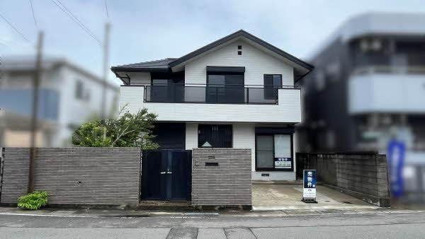 Spacious 7DK Home Near Tokushima Station - Photo 1