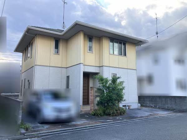 Spacious 4LDK+S House in Saijo - Photo 1