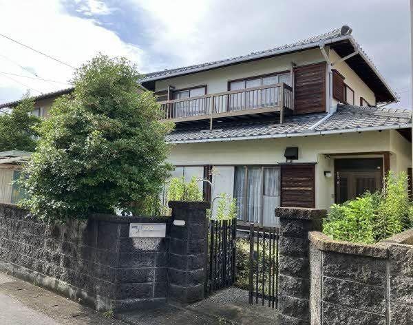 Detached Home Near Ooka Station - Photo 1