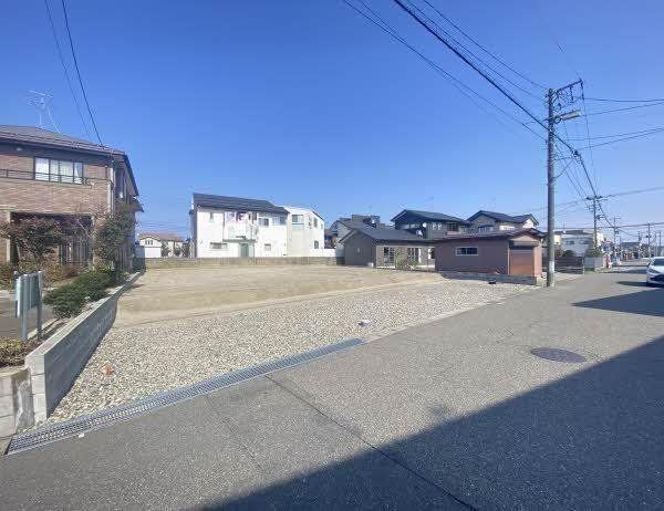 Spacious Land in Niigata City - Photo 1