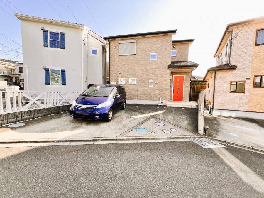 Charming 3LDK Detached House in Fukuda - Photo 1