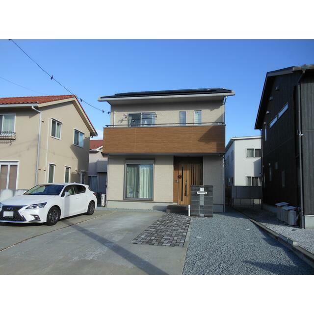 4LDK house in Kofu, Yamanashi - Photo 1